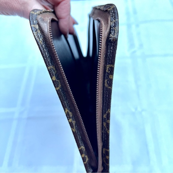 Louis Vuitton VINTAGE RARE Monogram Agenda Organizer Zip-Around Pouch (70s-80s) - Picture 9 of 15